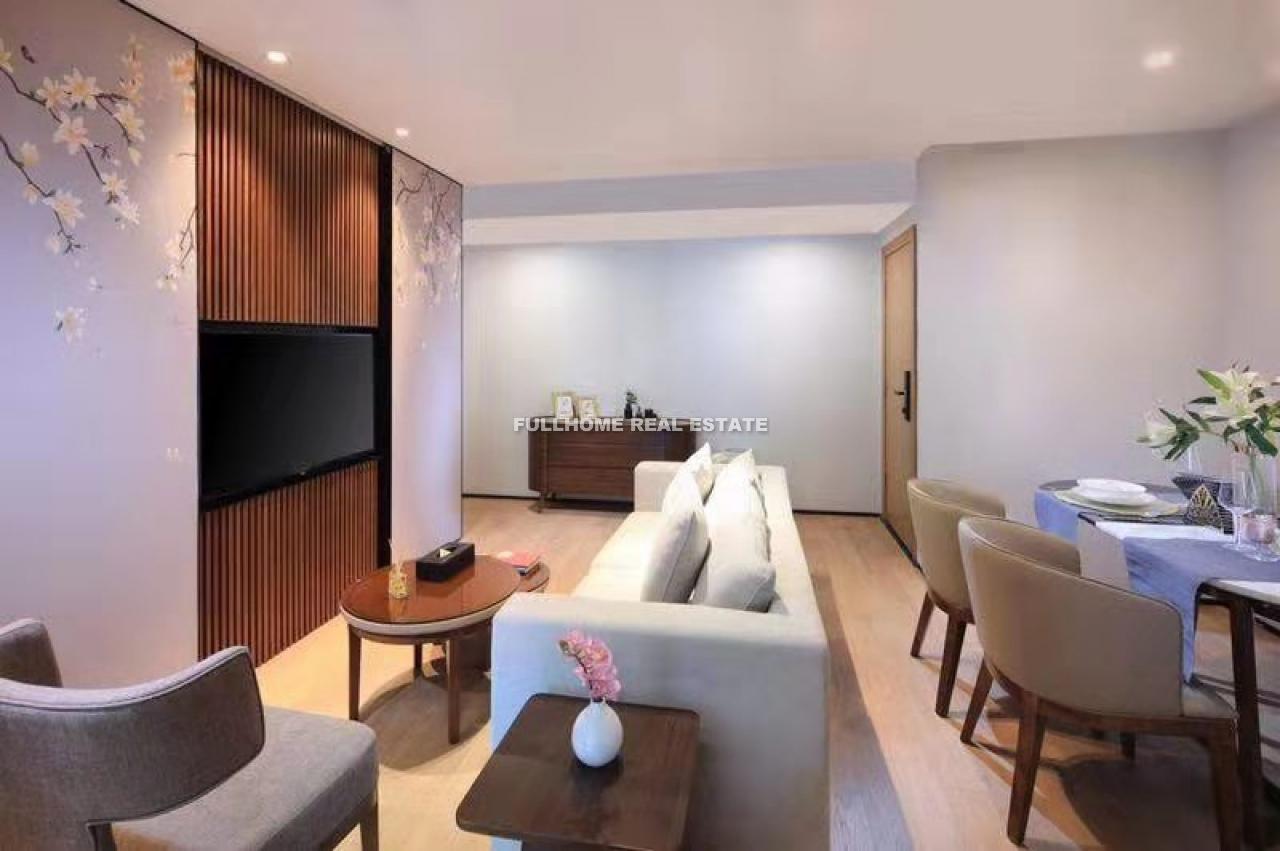 Same compound: Le Ville Residence Jingan, 2 bedrooms in Shanghai