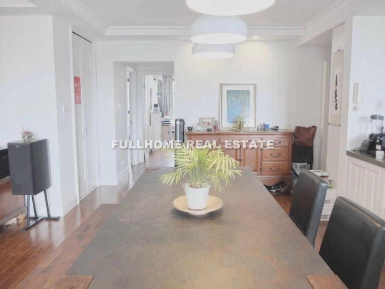 Wutong Garden - 2 bedroom apartment in Shanghai, Xujiahui, Downtown