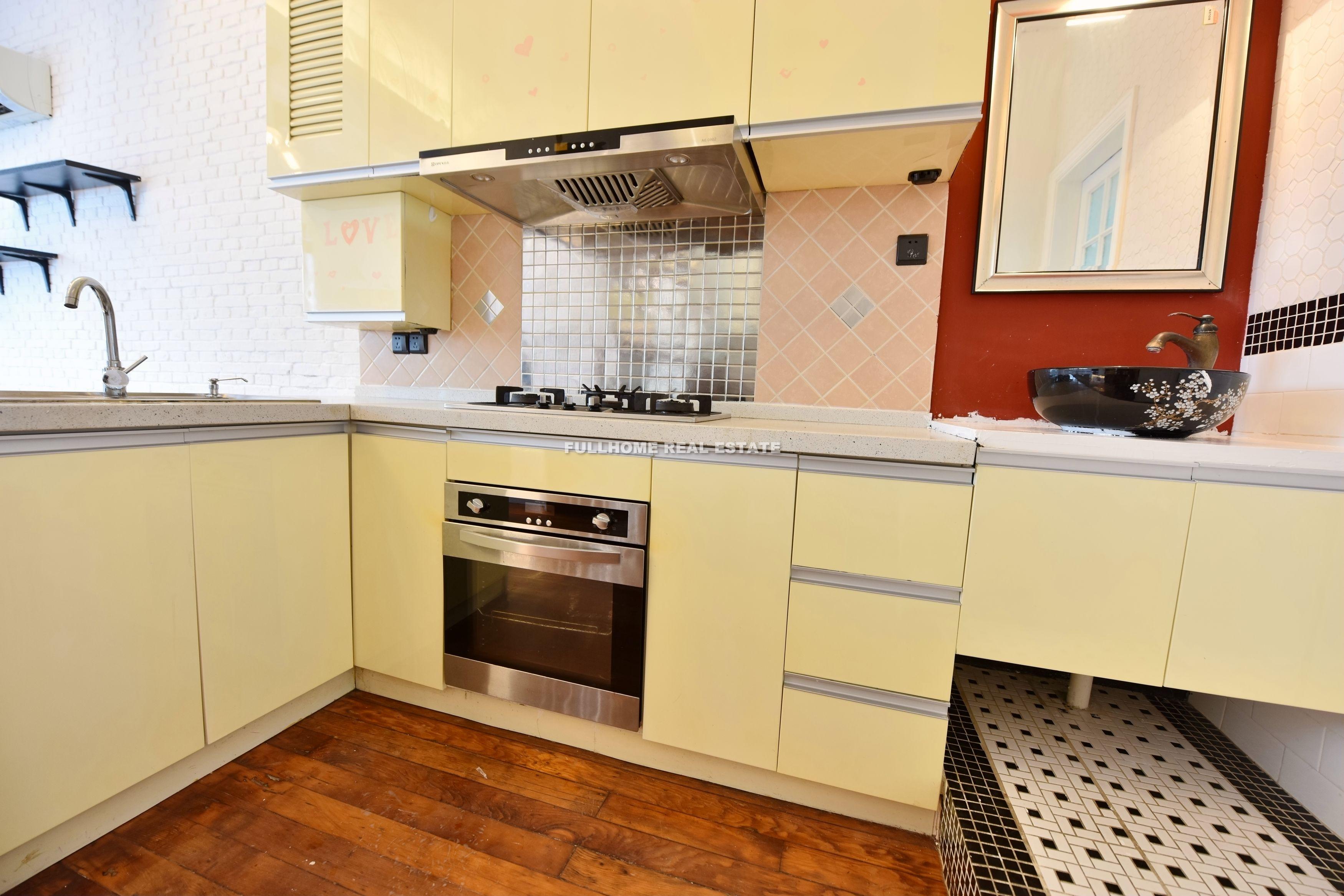 Lane1-500 Taiyuan Road Old House - Interior view 7, Shanghai rental property