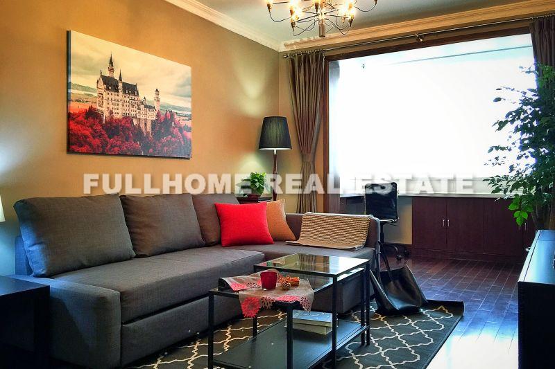 Dong Hai Garden - 2 bedroom apartment in Shanghai, Jing An, Downtown