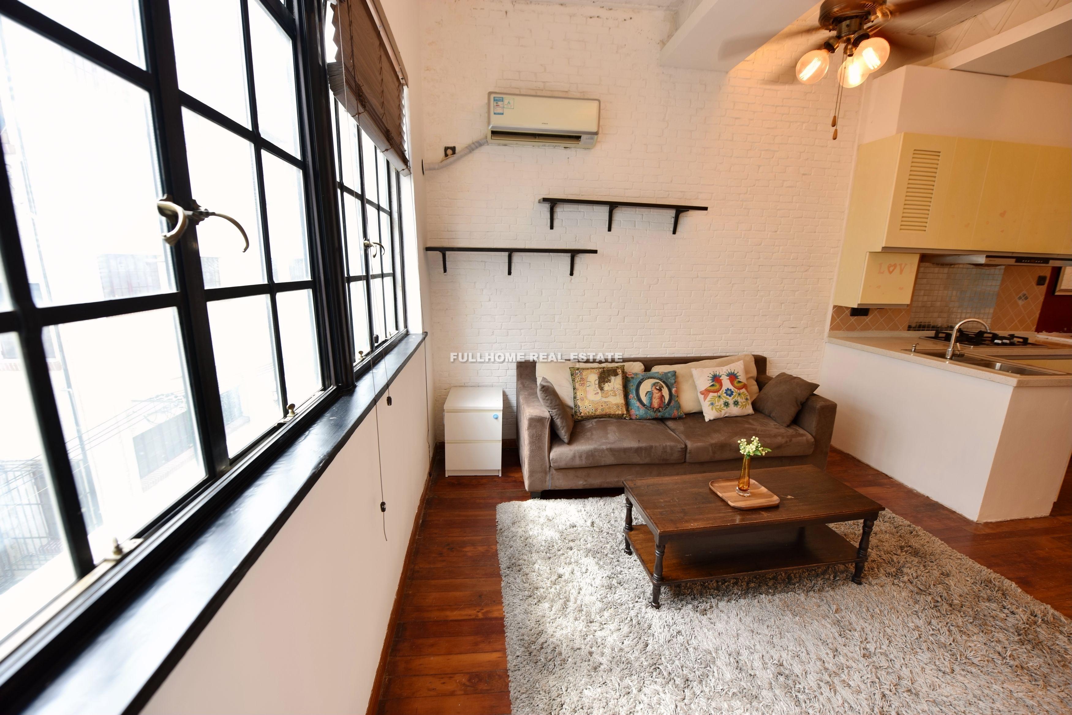 Lane1-500 Taiyuan Road Old House - 1 bedroom apartment in Shanghai, Xujiahui, Downtown