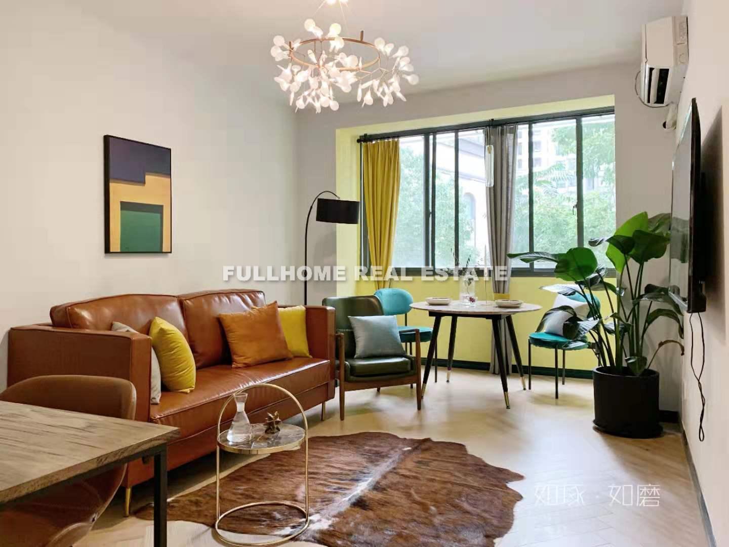 Lane 200-300 Jiashan Road Old House  - 1 bedroom apartment in Shanghai, FFC, Downtown