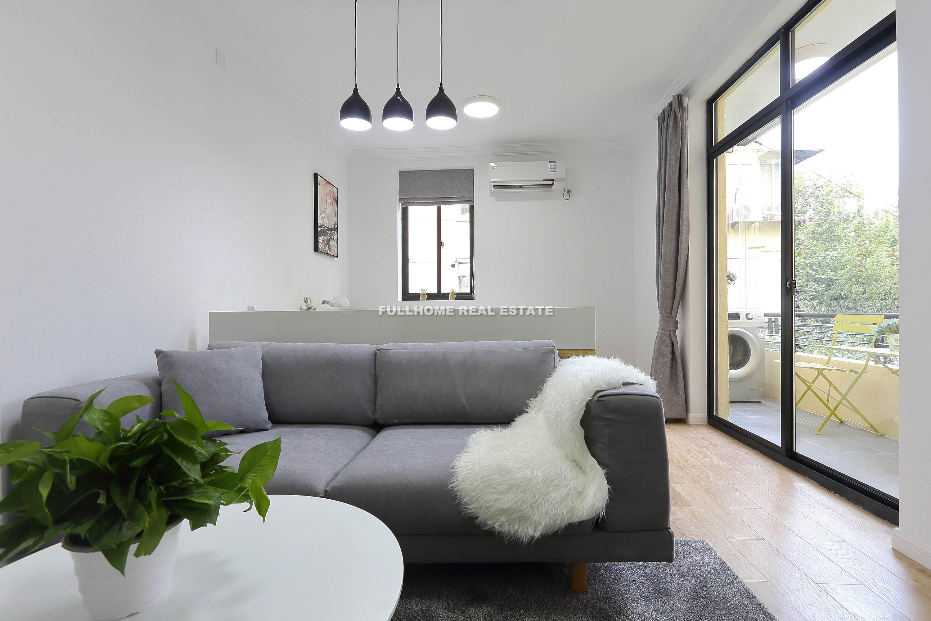 Lane1-500 Gaoan Road Old House - 2 bedroom apartment in Shanghai, FFC, Downtown