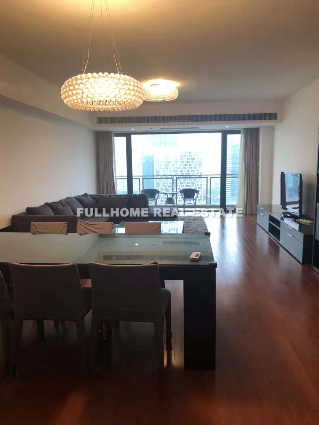 Casa Lakeville - 3 bedroom apartment in Shanghai, Xintiandi, Downtown
