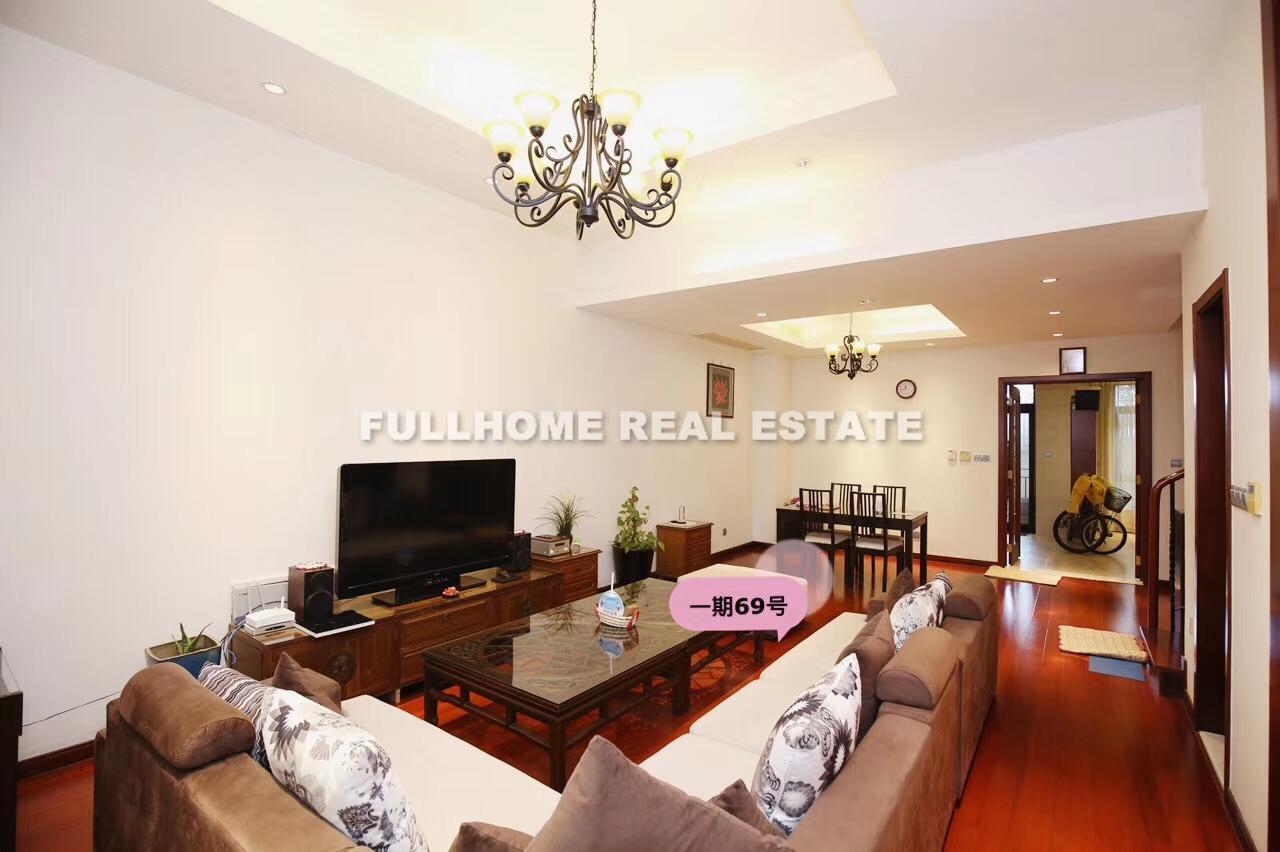 Stratford - 5 bedroom apartment in Shanghai, Minhang, Suburb