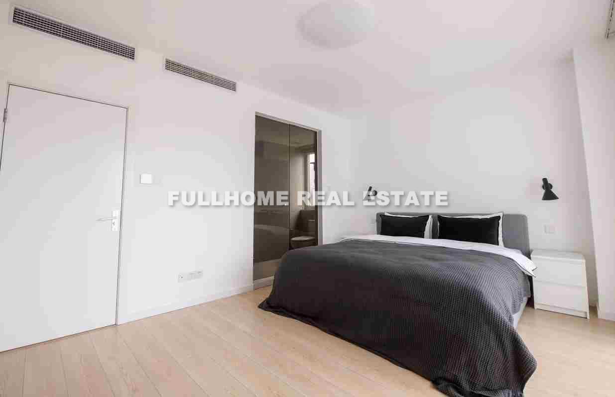 Same compound: Lane 1-200 Yandang Road Old House, 3 bedrooms in Shanghai