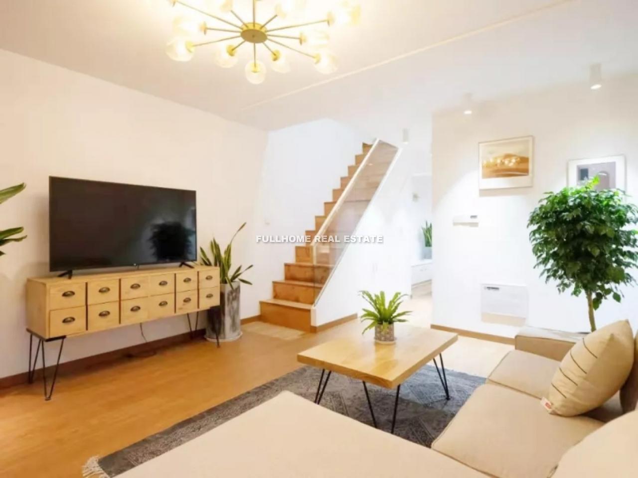 Same compound: Ming Hua Yuan, 3 bedrooms in Shanghai