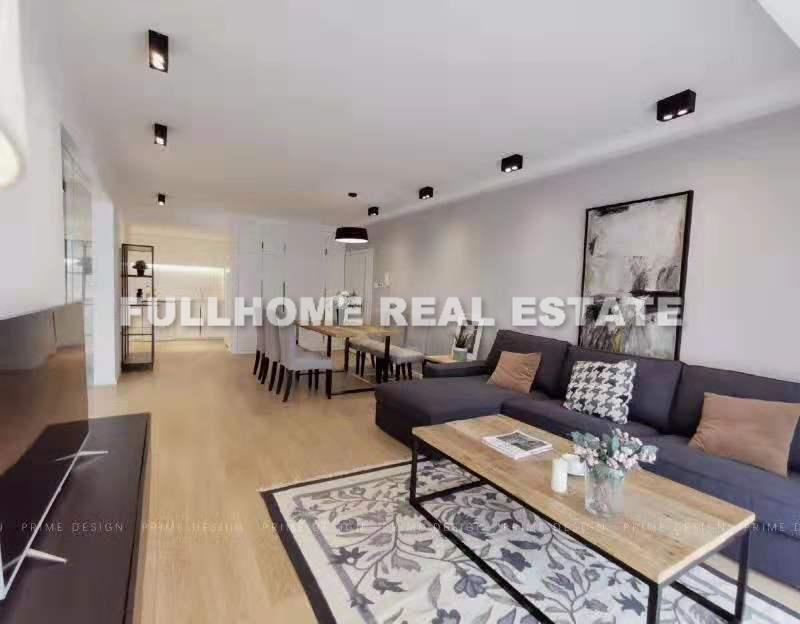 The Courtyards - 3 bedroom apartment in Shanghai, Jing An, Downtown