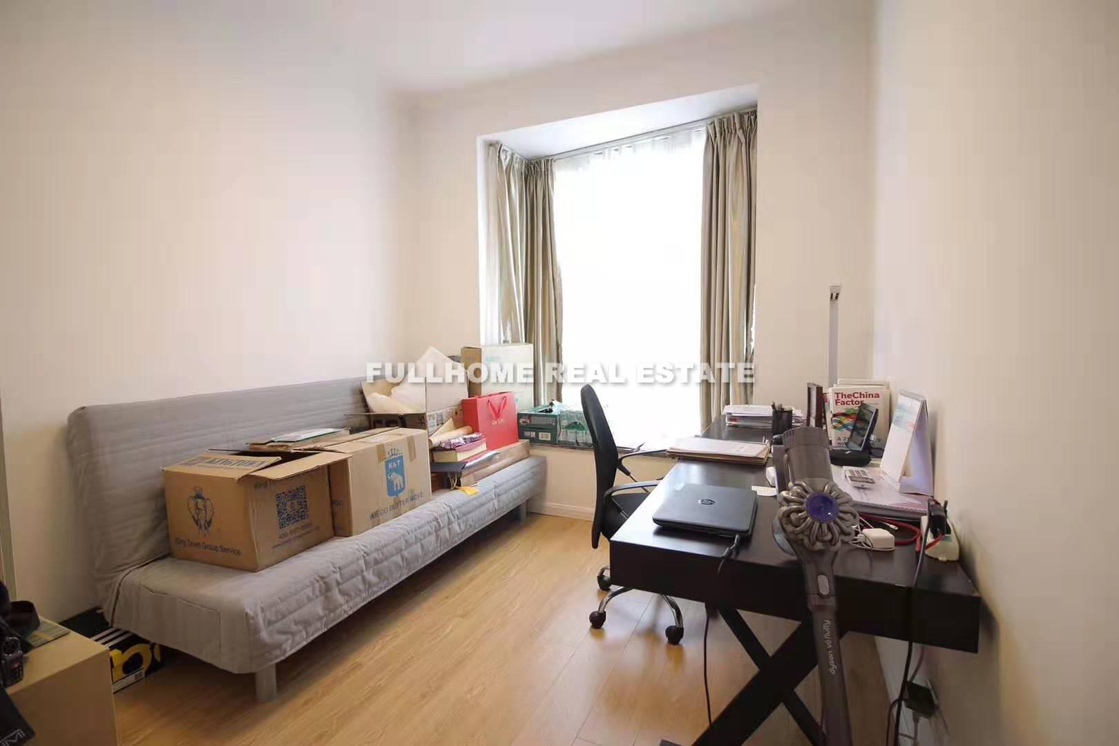 Top Of City - 3 bedroom apartment in Shanghai, People Square, Downtown