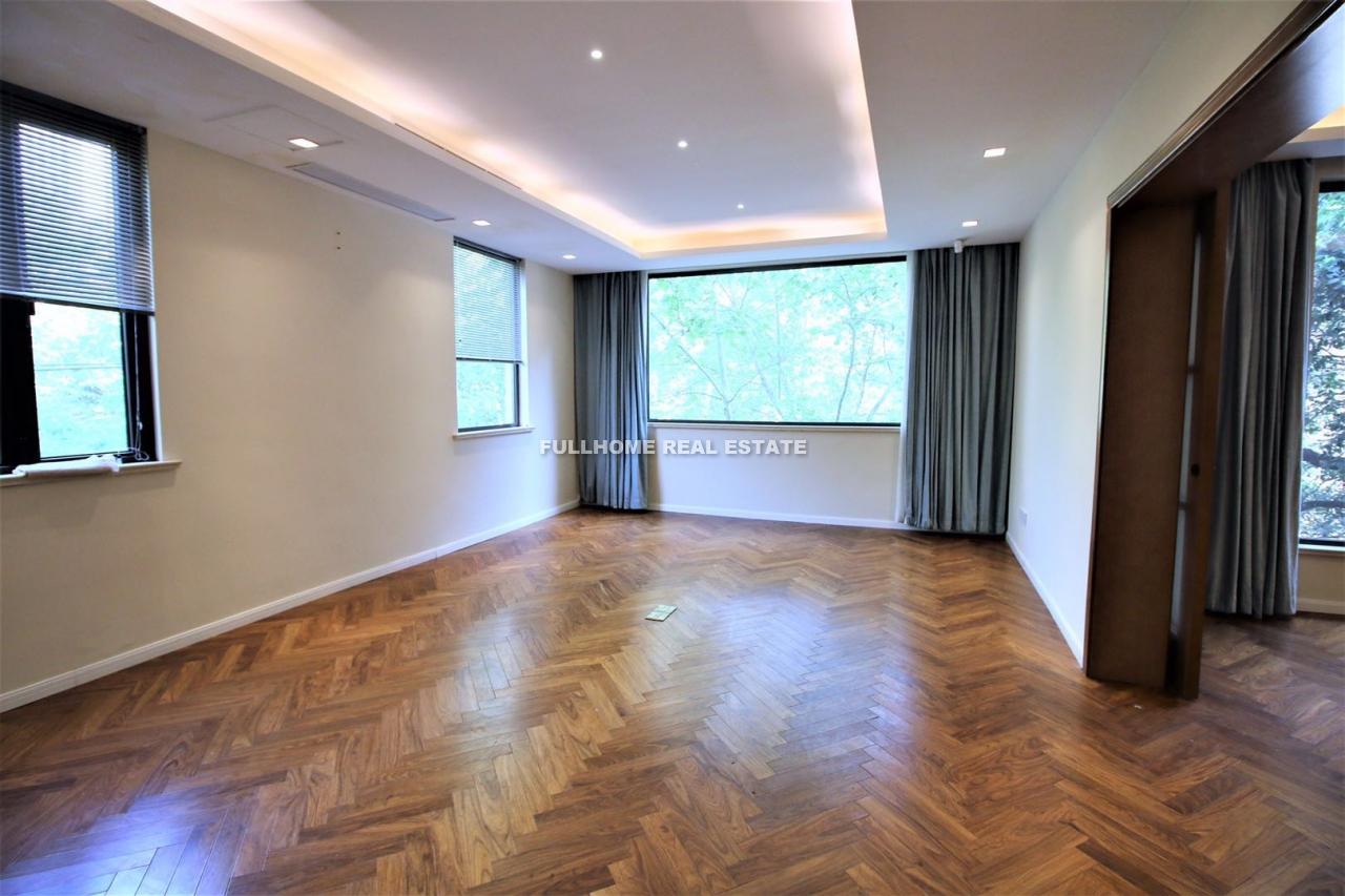 No.200-400 South Wulumuqi Road Old House - 5 bedroom apartment in Shanghai, FFC, Downtown