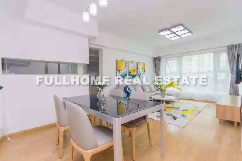 8 Park Avenue - 2 bedroom apartment in Shanghai, Jing An, Downtown
