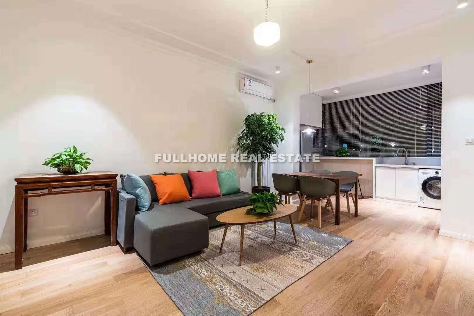 Lane1-500 Wuyuan Road Old House - 1 bedroom apartment in Shanghai, Xujiahui, Downtown