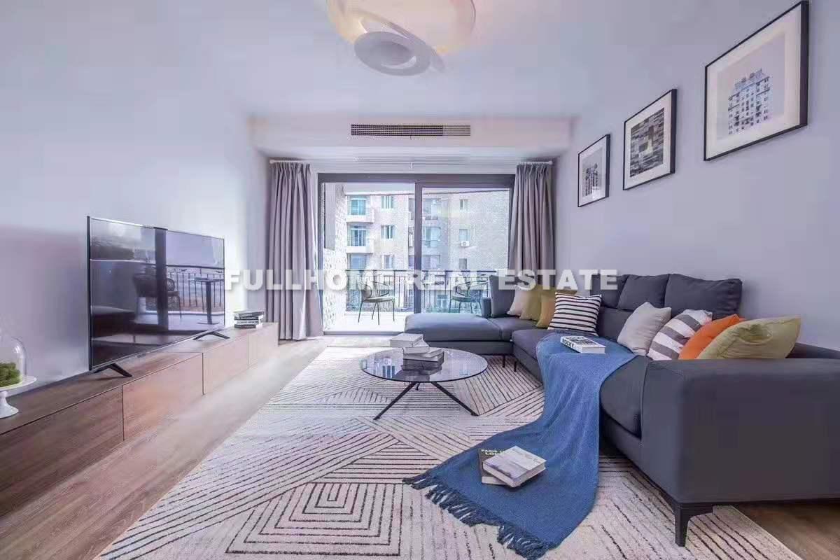 Sea of Clouds Garden - 3 bedroom apartment in Shanghai, People Square, Downtown