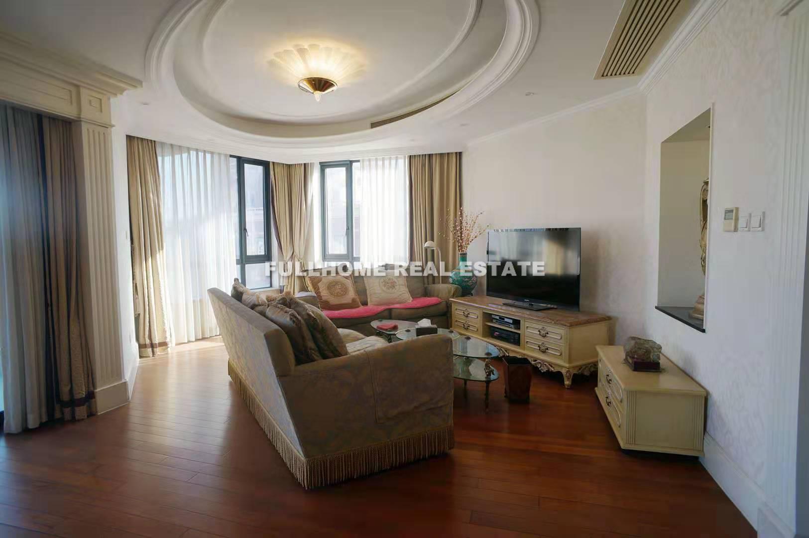 Gubei Qiangsheng Palace - 4 bedroom apartment in Shanghai, Gubei, Hongqiao
