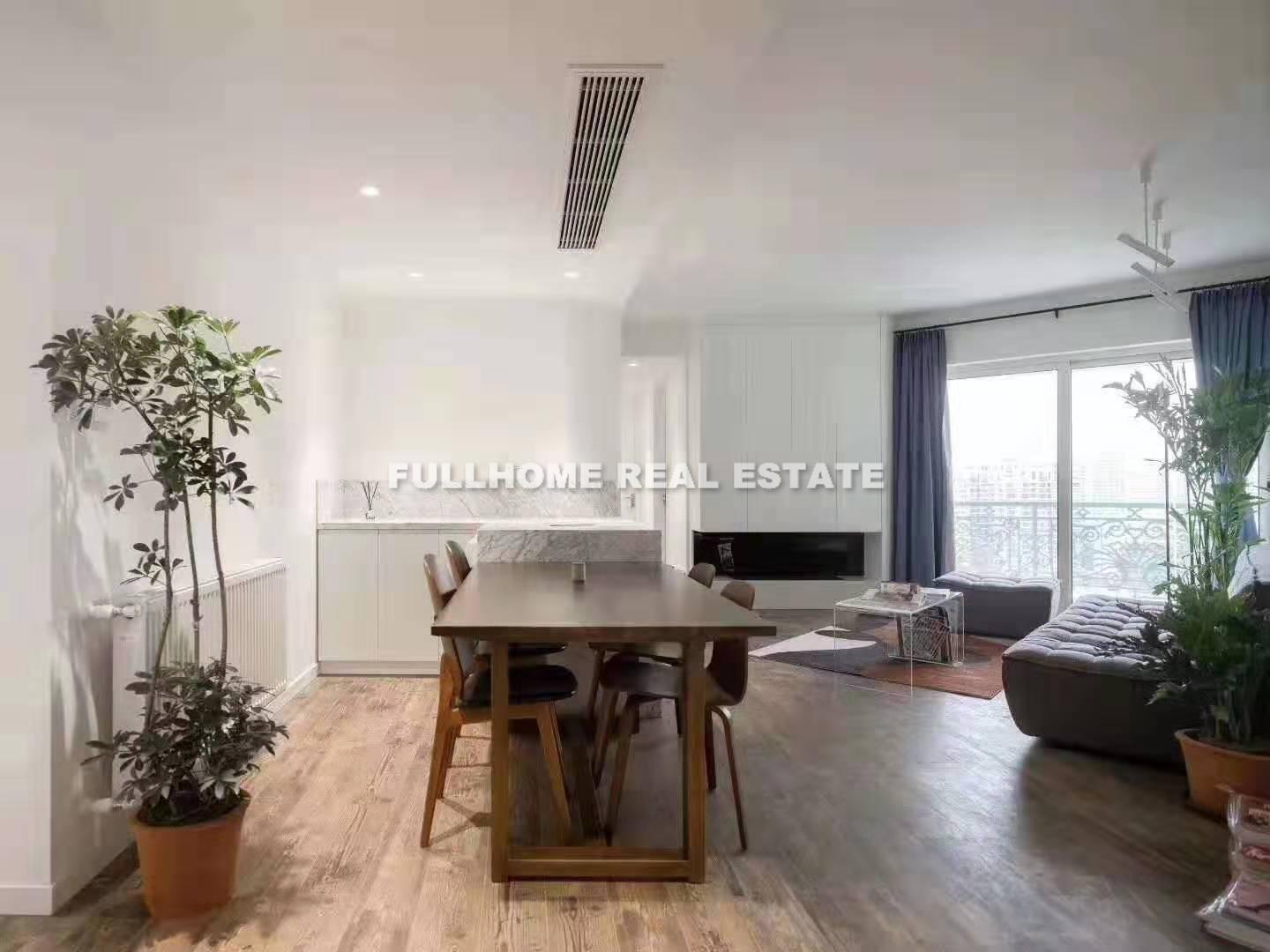 Chez Moi - 3 bedroom apartment in Shanghai, Jing An, Downtown