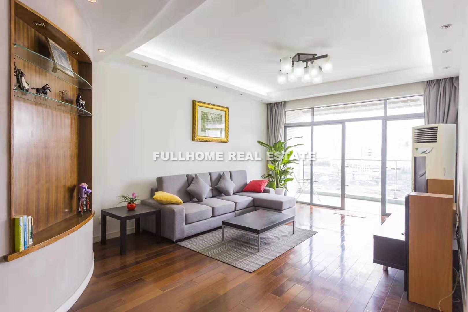 Same compound: Youli Mansion, 2 bedrooms in Shanghai
