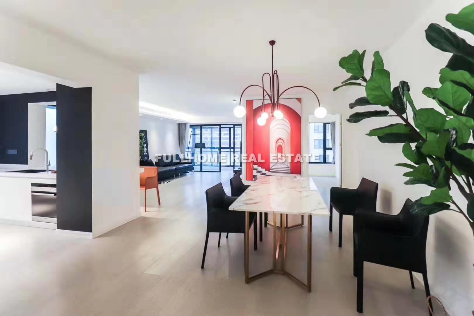 Oriental Manhattan - 4 bedroom apartment in Shanghai, Xujiahui, Downtown