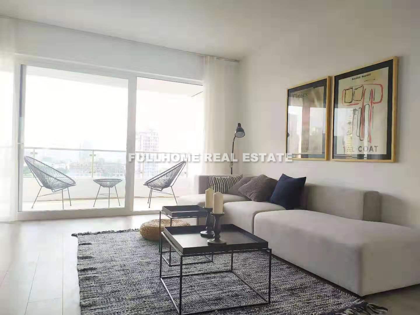 Top Of City - 3 bedroom apartment in Shanghai, People Square, Downtown