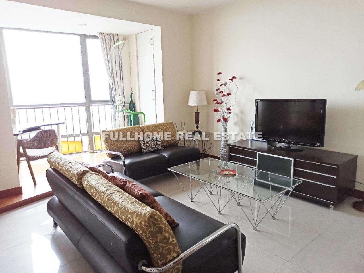 Top Of City - 2 bedroom apartment in Shanghai, People Square, Downtown