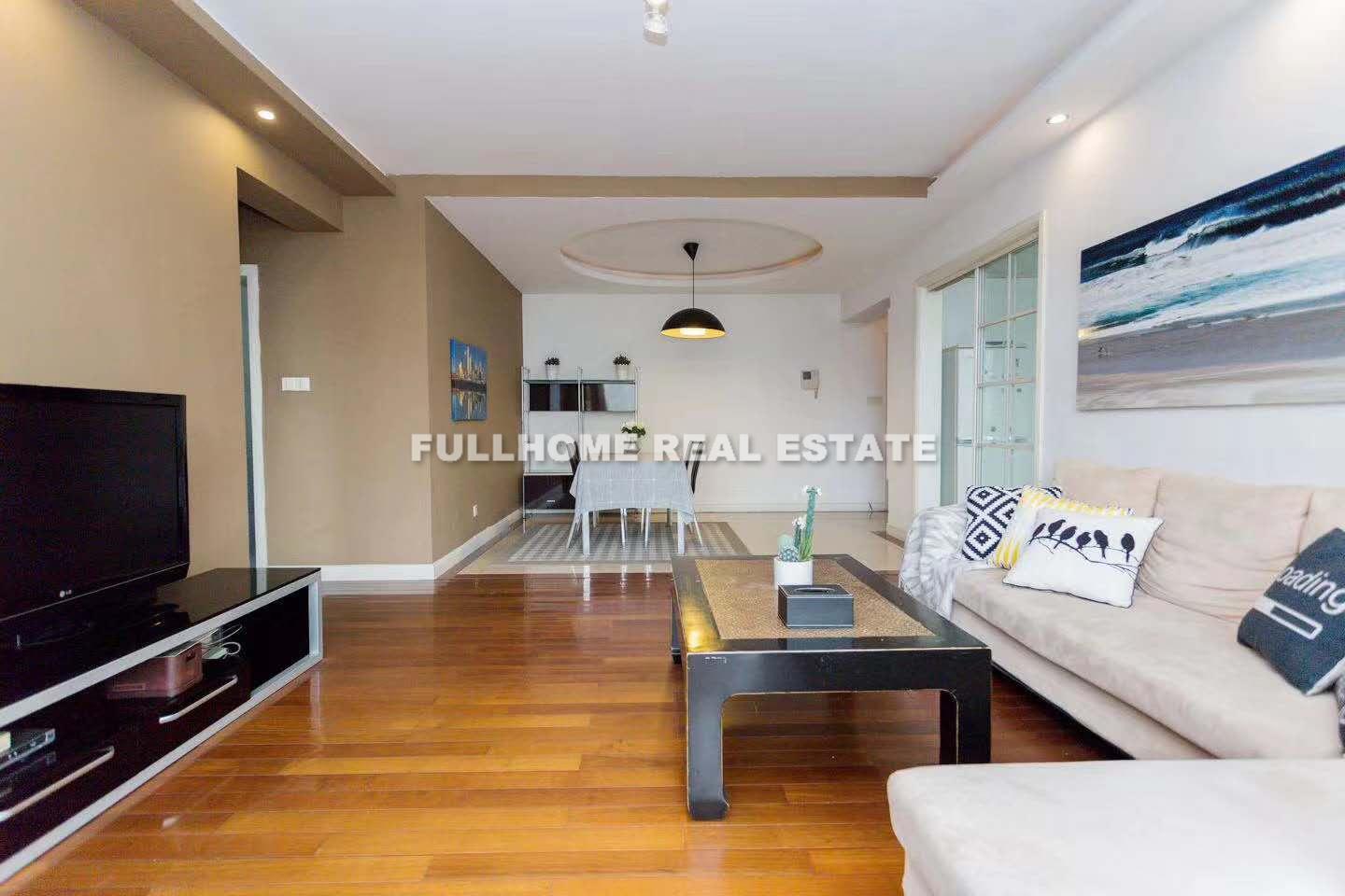 Huangpu Zhongxin City - 4 bedroom apartment in Shanghai, Xintiandi, Downtown