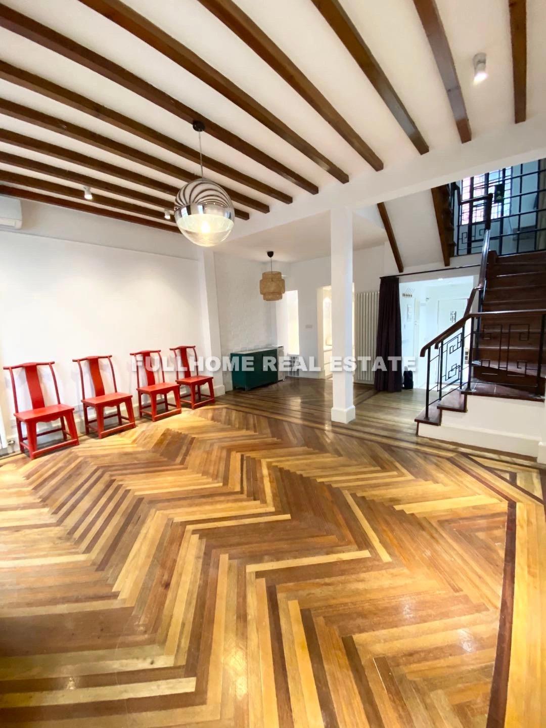 No.200-400 South Wulumuqi Road Old House - 4 bedroom apartment in Shanghai, FFC, Downtown