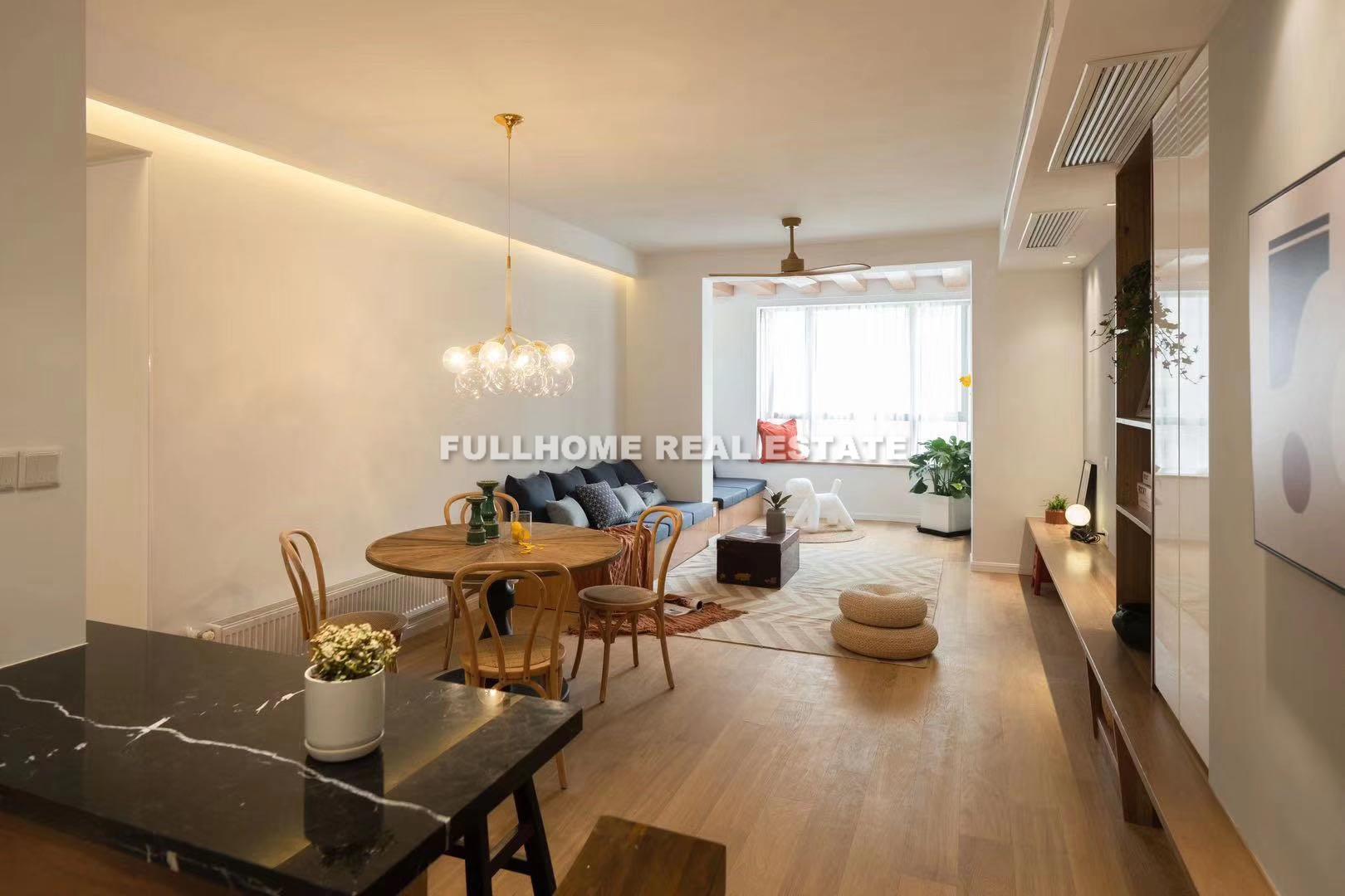 Lane 1-1000 West Huaihai Road House - 3 bedroom apartment in Shanghai, FFC, Downtown