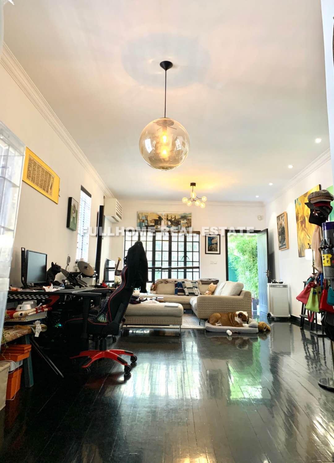 An Le Fang - 2 bedroom apartment in Shanghai, Jing An, Downtown