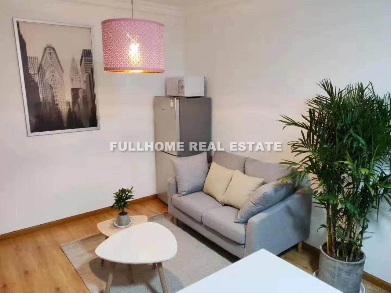 Huai Hai Mansion - 2 bedroom apartment in Shanghai, People Square, Downtown