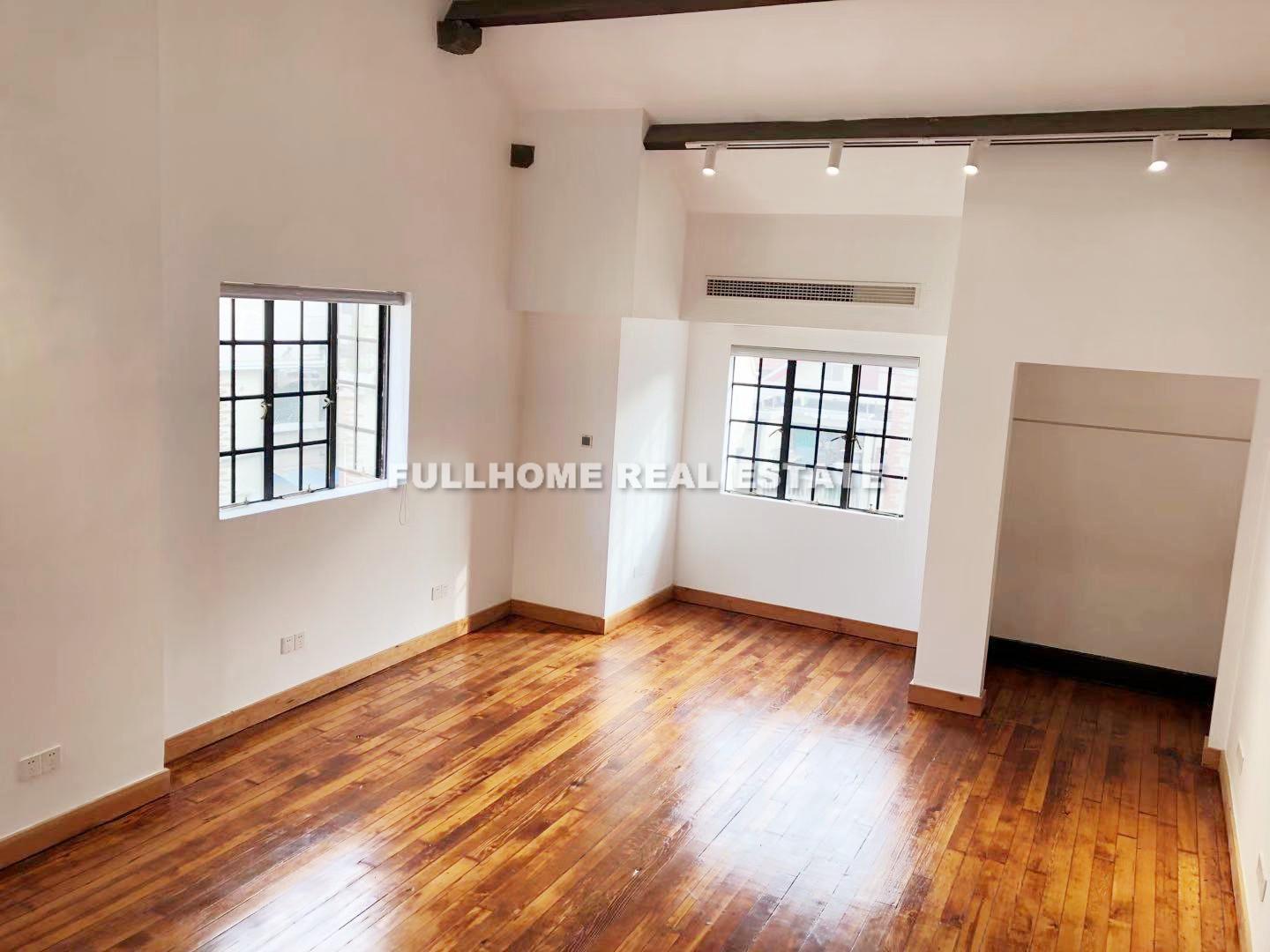 WanYiFang - 4 bedroom apartment in Shanghai, Xintiandi, Downtown