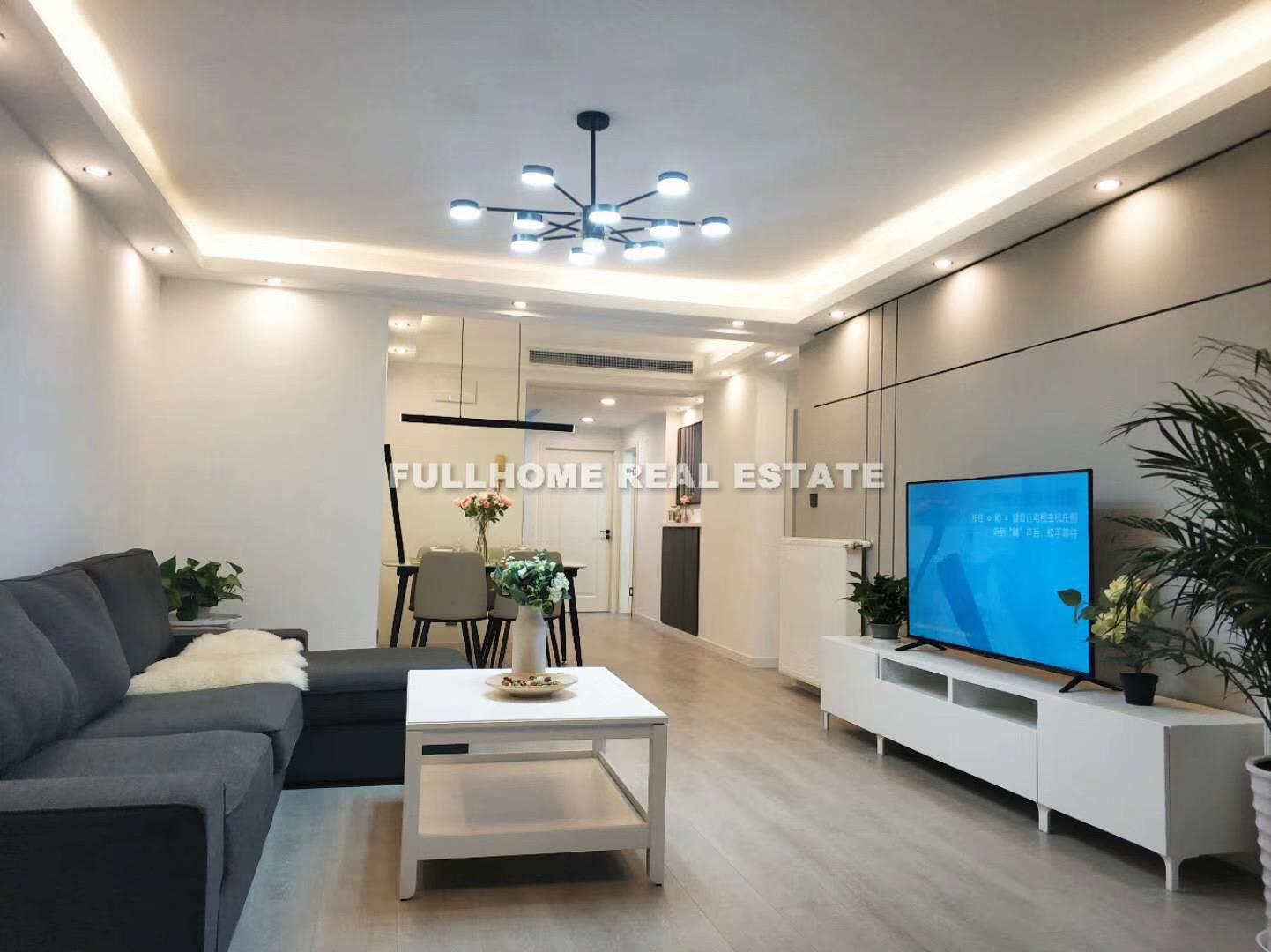 Dong Hai Garden - 3 bedroom apartment in Shanghai, Jing An, Downtown