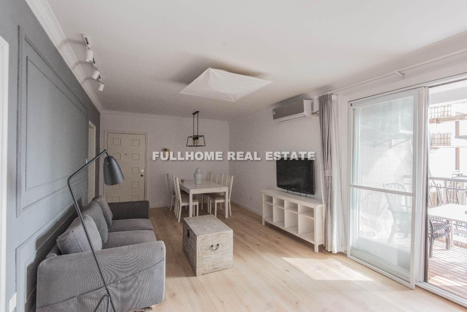Haisi Mansion - 3 bedroom apartment in Shanghai, Xujiahui, Downtown