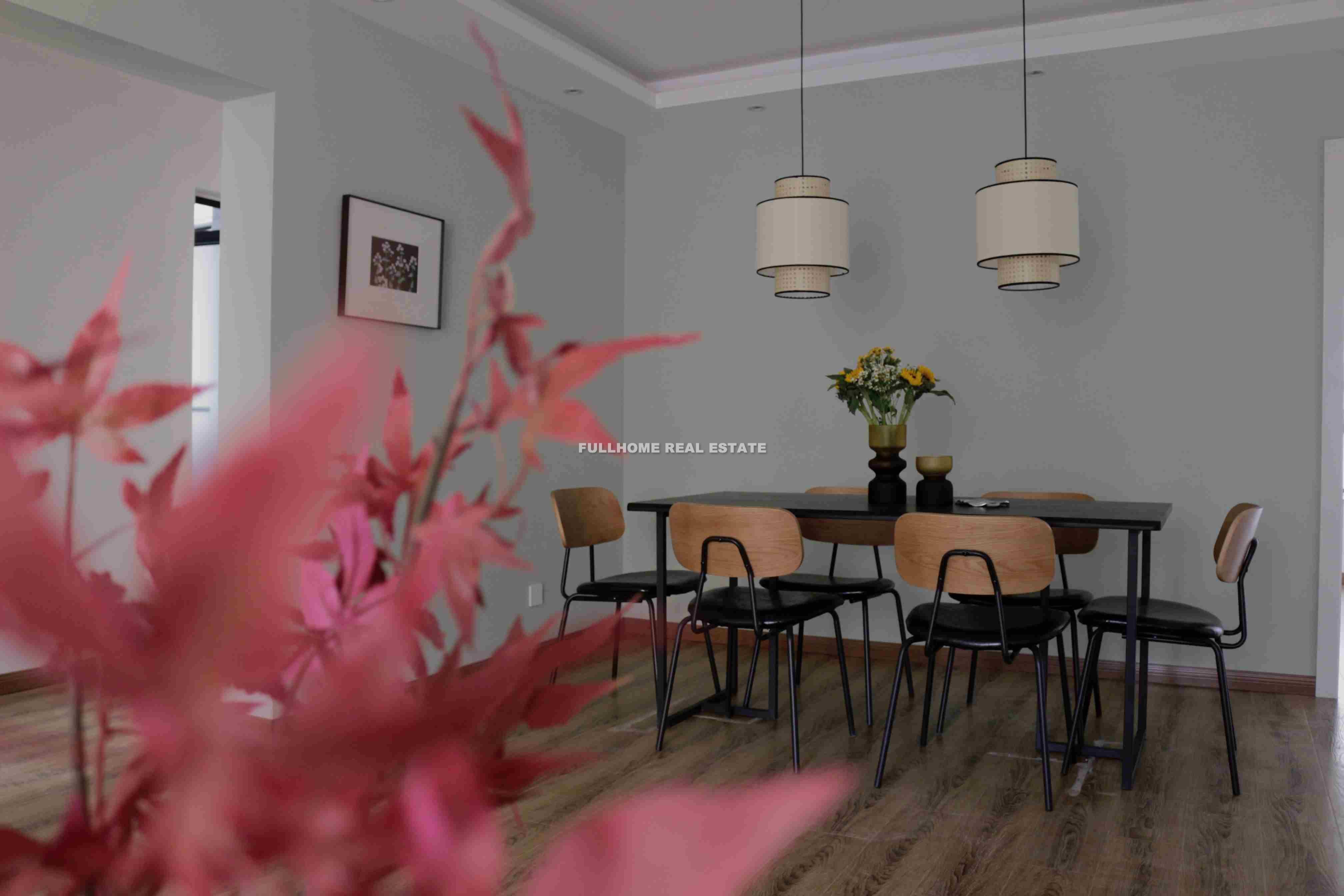 Huangpu Garden - 3 bedroom apartment in Shanghai, People Square, Downtown