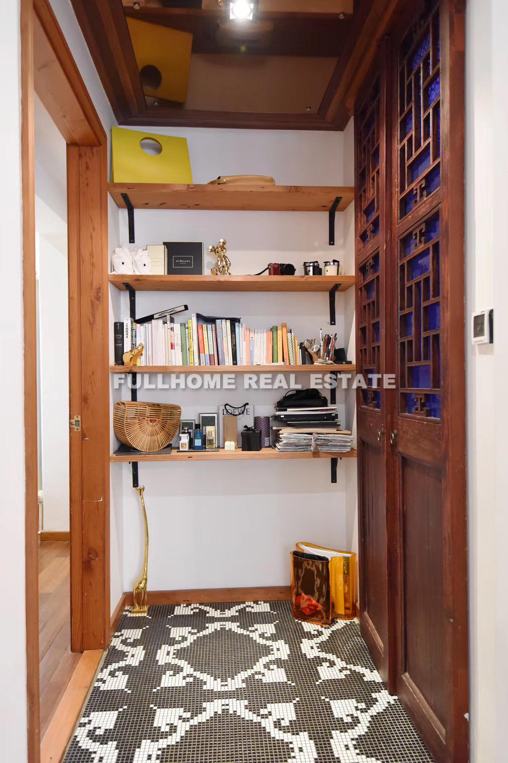 Lane1-500 Gaoan Road Old House - Interior view 8, Shanghai rental property