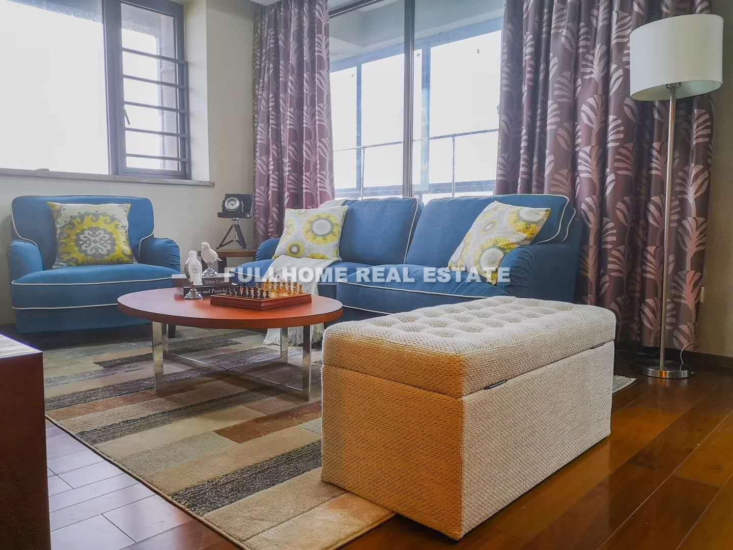 Rainbow New City - 3 bedroom apartment in Shanghai, Hongko and Yangpu, Downtown