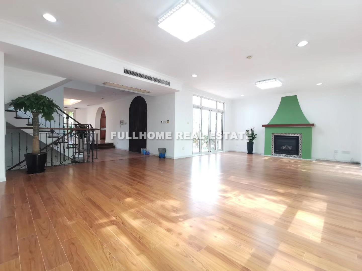 Vizcaya Villa - 4 bedroom apartment in Shanghai, Jingqiao Green City, Pudong