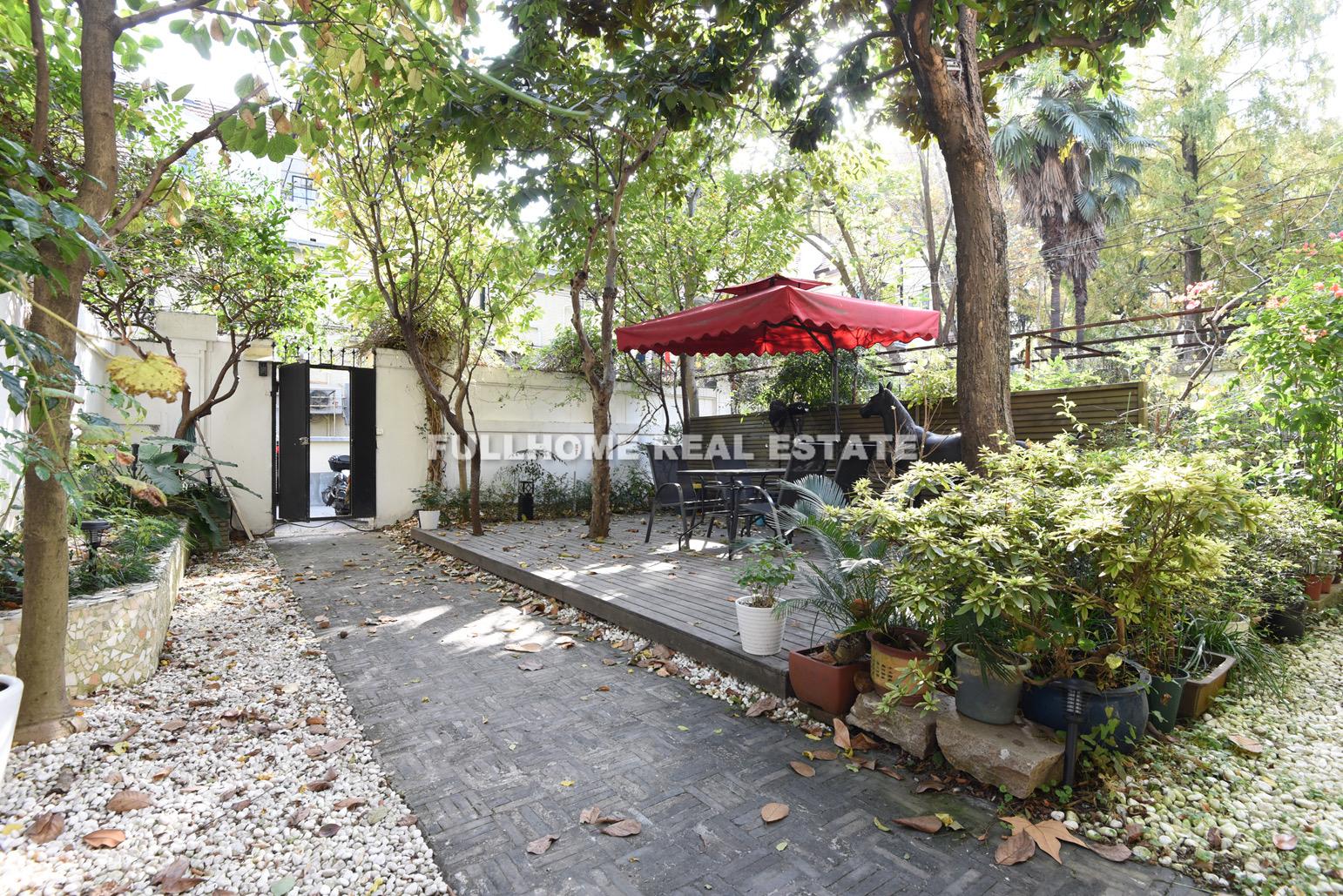 Lane1-500 Taiyuan Road Old House - Interior view 4, Shanghai rental property