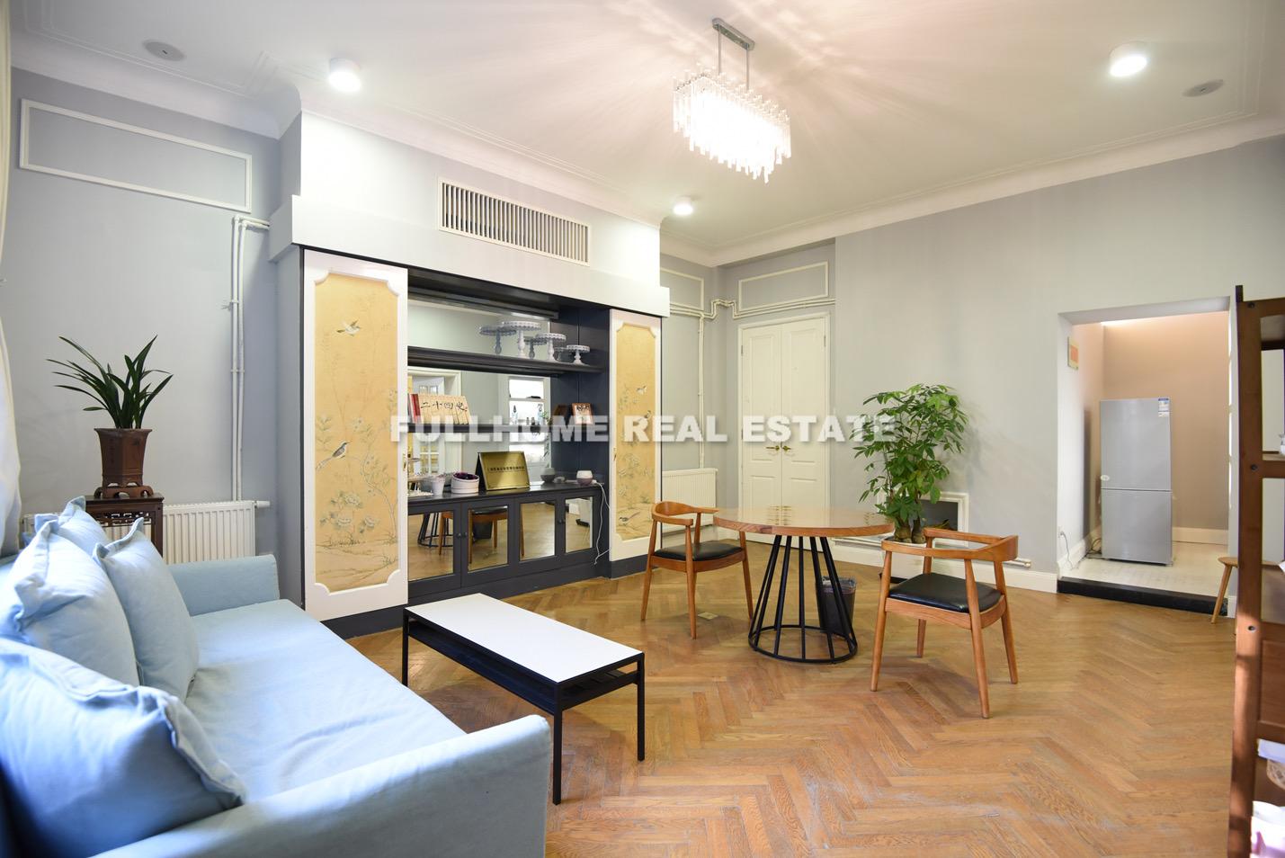 Lane1-500 Taiyuan Road Old House - 2 bedroom apartment in Shanghai, Xujiahui, Downtown