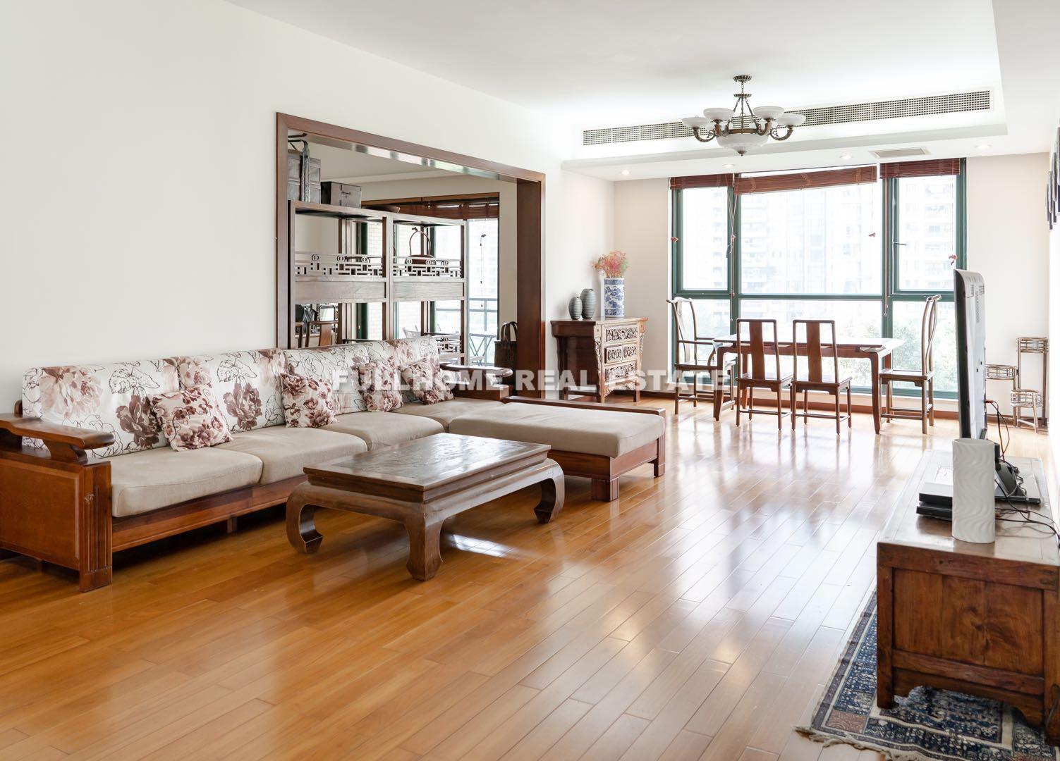 Yanlord Garden - 3 bedroom apartment in Shanghai, Lujiazui, Pudong
