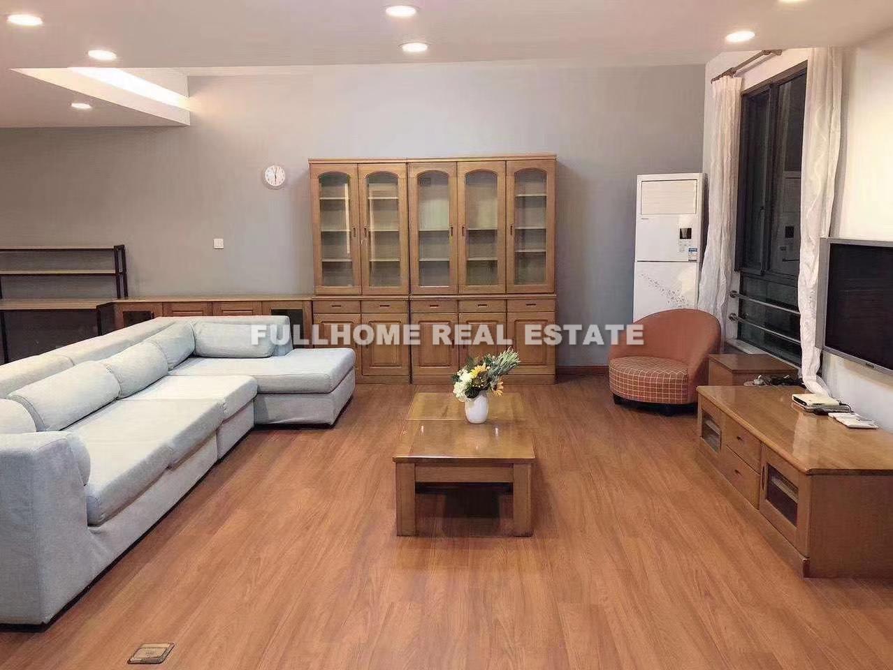 Xinguo Garden - 4 bedroom apartment in Shanghai, Xujiahui, Downtown
