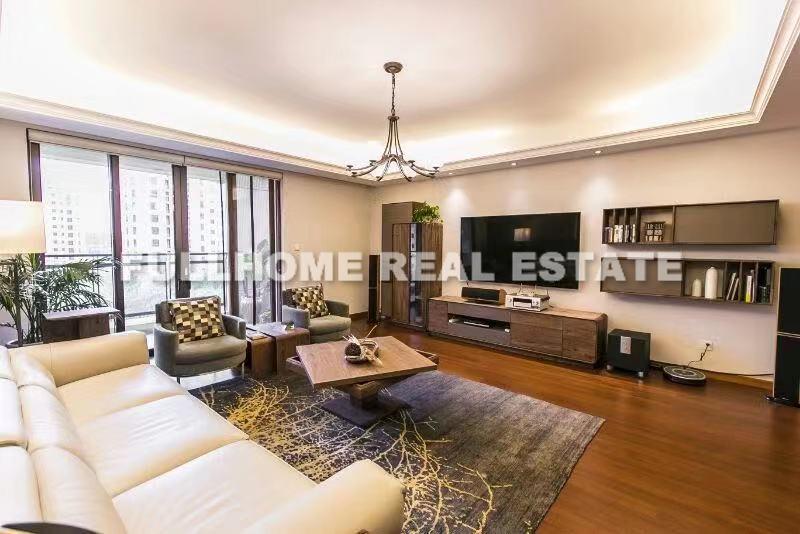 Renheng Dongjiao Garden - 4 bedroom apartment in Shanghai, Other Areas, Pudong
