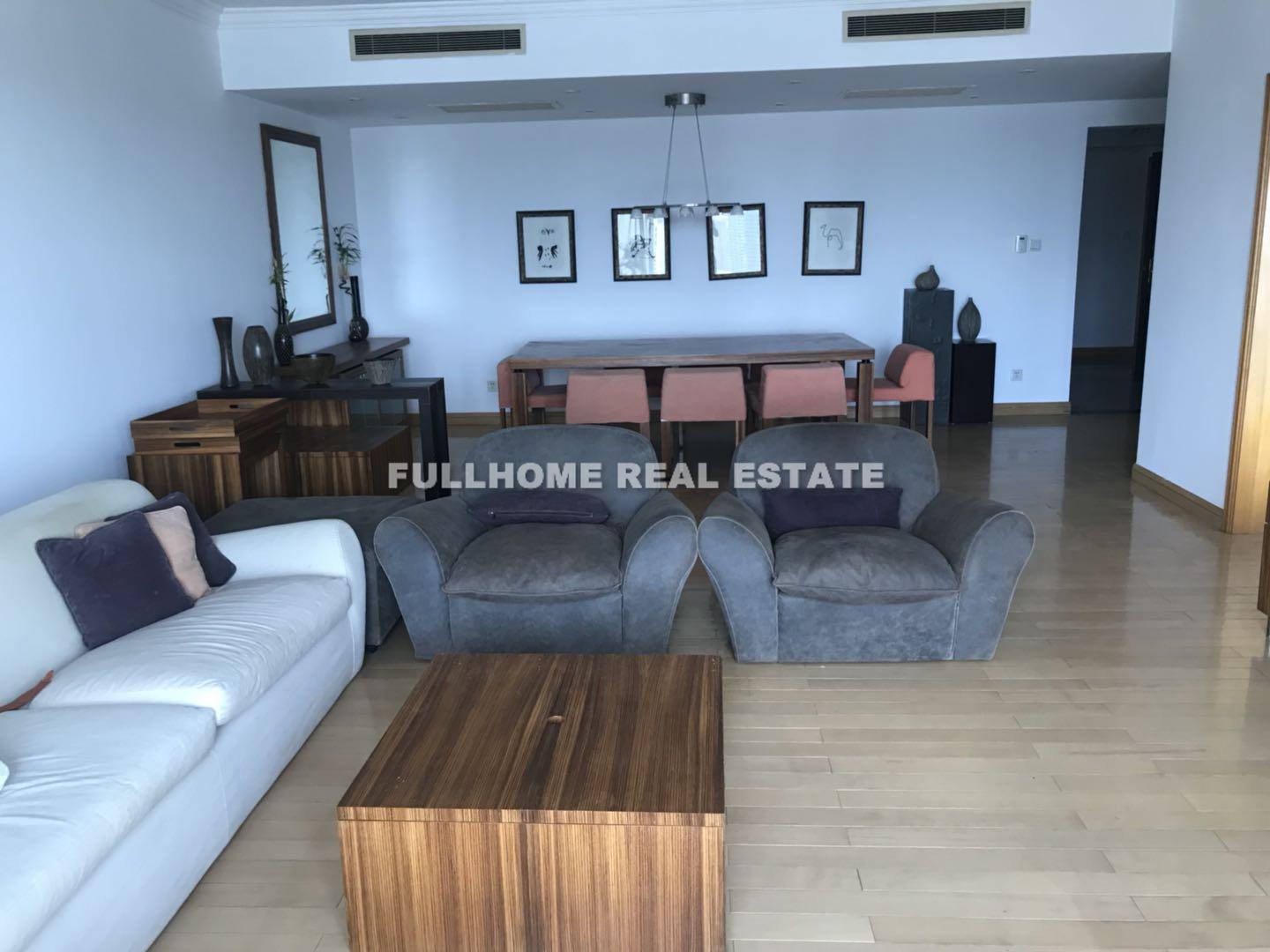 Shimao Riviera Garden - 3 bedroom apartment in Shanghai, Lujiazui, Pudong