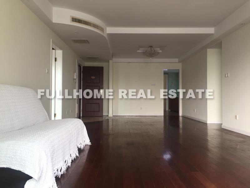 The Courtyards - 4 bedroom apartment in Shanghai, Jing An, Downtown
