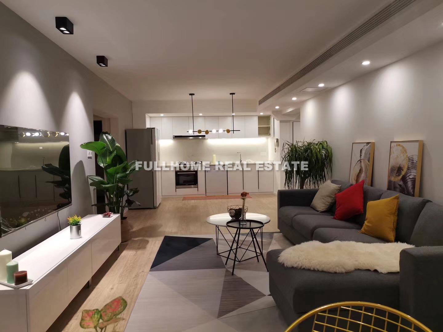 Oriental Manhattan - 4 bedroom apartment in Shanghai, Xujiahui, Downtown