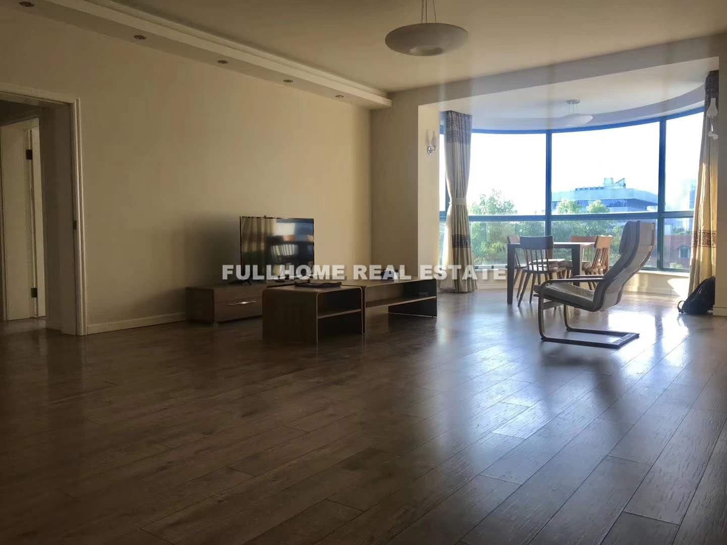 Jiahua Riverside Garden - 3 bedroom apartment in Shanghai, Lujiazui, Pudong