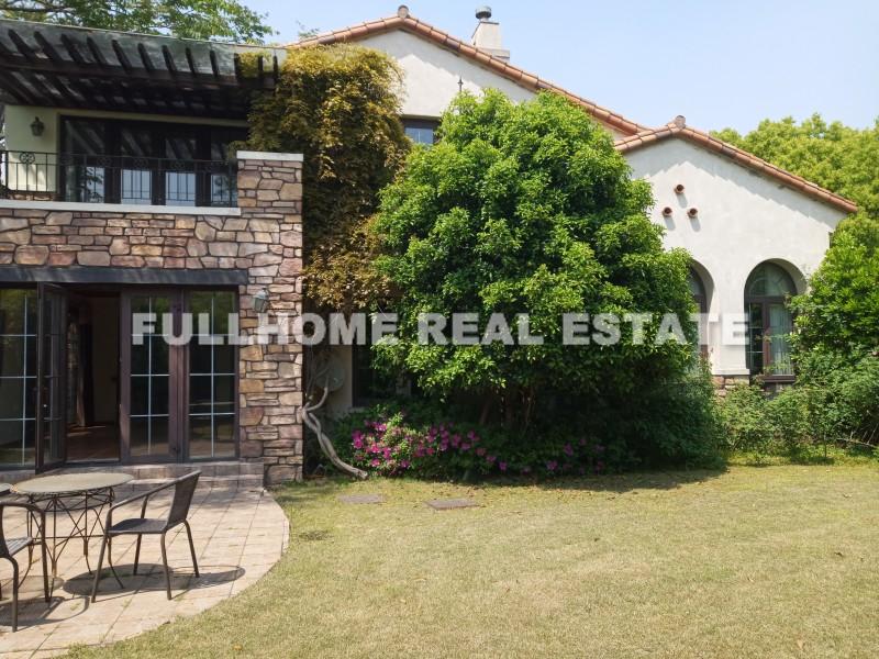 Rancho Santa Fe - 4 bedroom apartment in Shanghai, Minhang, Suburb