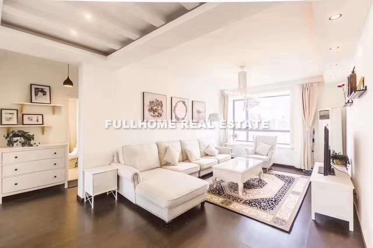 Yong Ye Apartment - 3 bedroom apartment in Shanghai, Xintiandi, Downtown