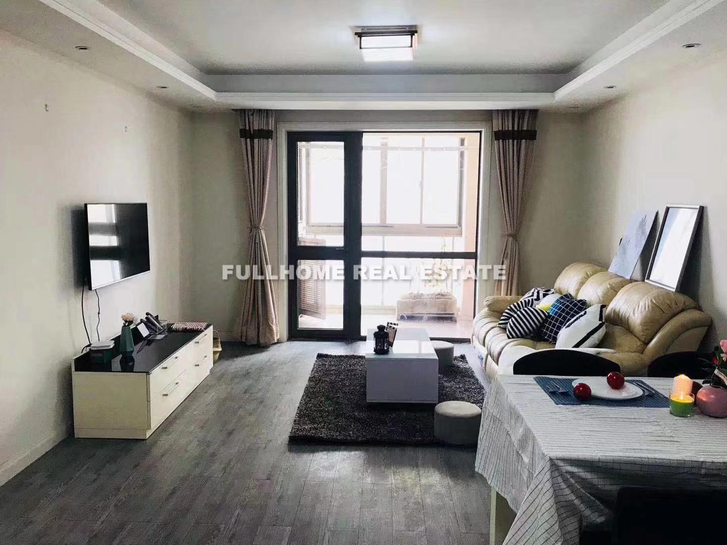 Sunny Flower City - 3 bedroom apartment in Shanghai, Putuo, Downtown
