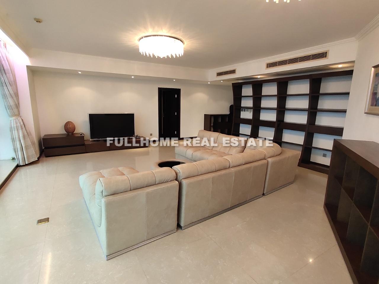 Shimao Riviera Garden - 4 bedroom apartment in Shanghai, Lujiazui, Pudong
