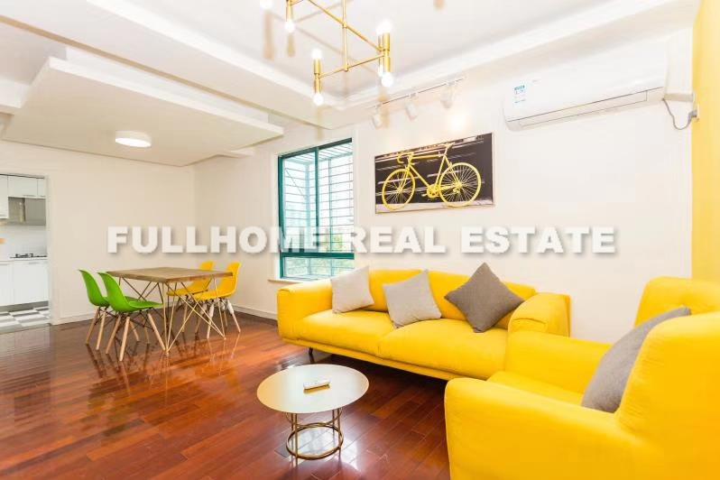 Jingan Gui Garden - 4 bedroom apartment in Shanghai, Jing An, Downtown