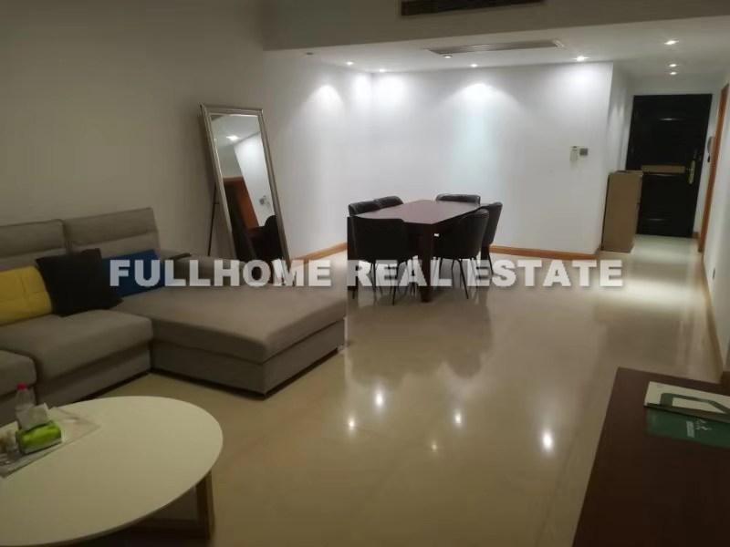 Shimao Riviera Garden - 2 bedroom apartment in Shanghai, Lujiazui, Pudong
